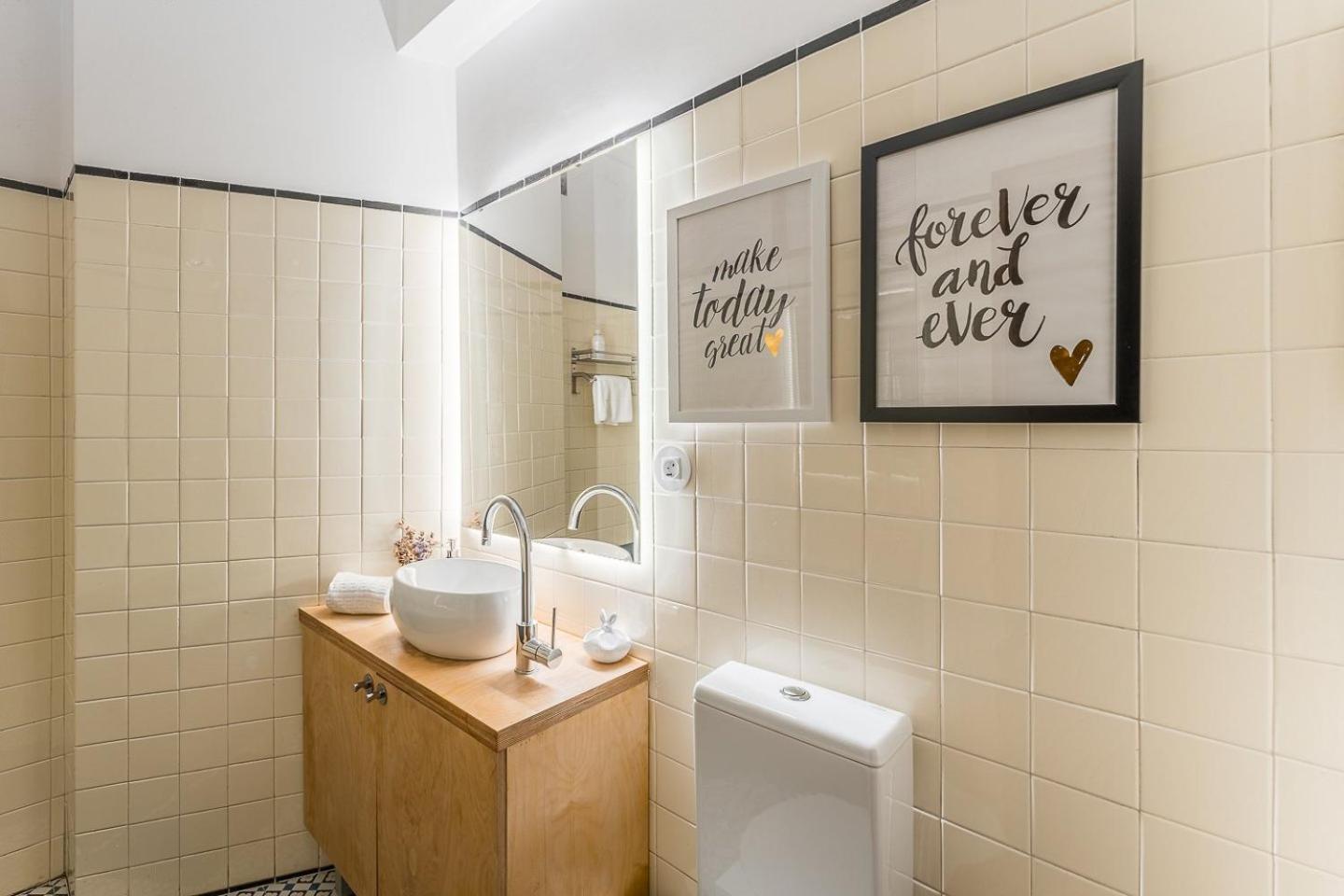 Guestready - Cozy Bright With A Balcony Appartamento